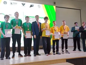 Всероссийский чемпионат «Профессионалы», развитие промышленного туризма, планы по нанесению дорожной разметки и другие итоги недели